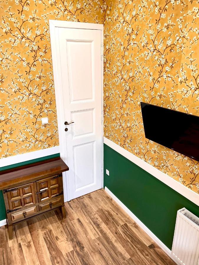 Thermal Apartmanok Raday 4 - Zendaya Hajdúszoboszló Exterior foto